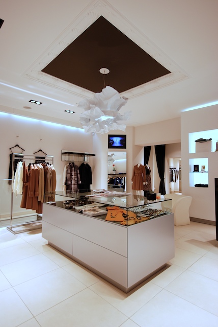 Piucca interior view